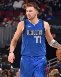  东契奇40+三双难救独行侠负灰熊  