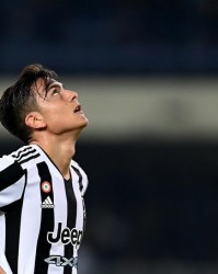  法兰克福中场核心续约谈判陷入僵局引担忧  