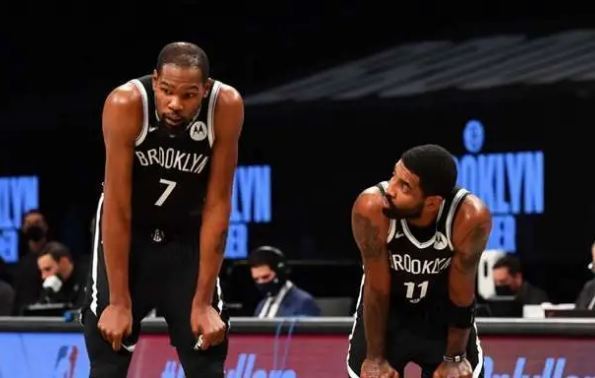  克拉克25+14爵士击退篮网