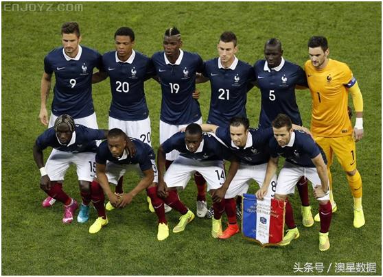  洛里昂年轻后卫获月度最佳奖项  